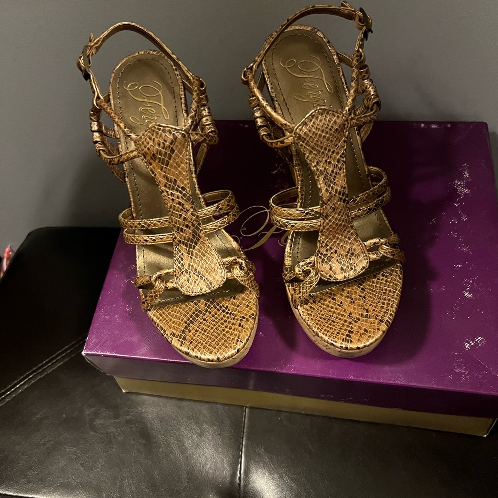 Fergie Quote/Bronze Anaconda wedges
